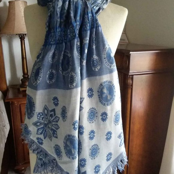Blue Floral Large Scarf with fringe, 80"x16" - Picture 4 of 8